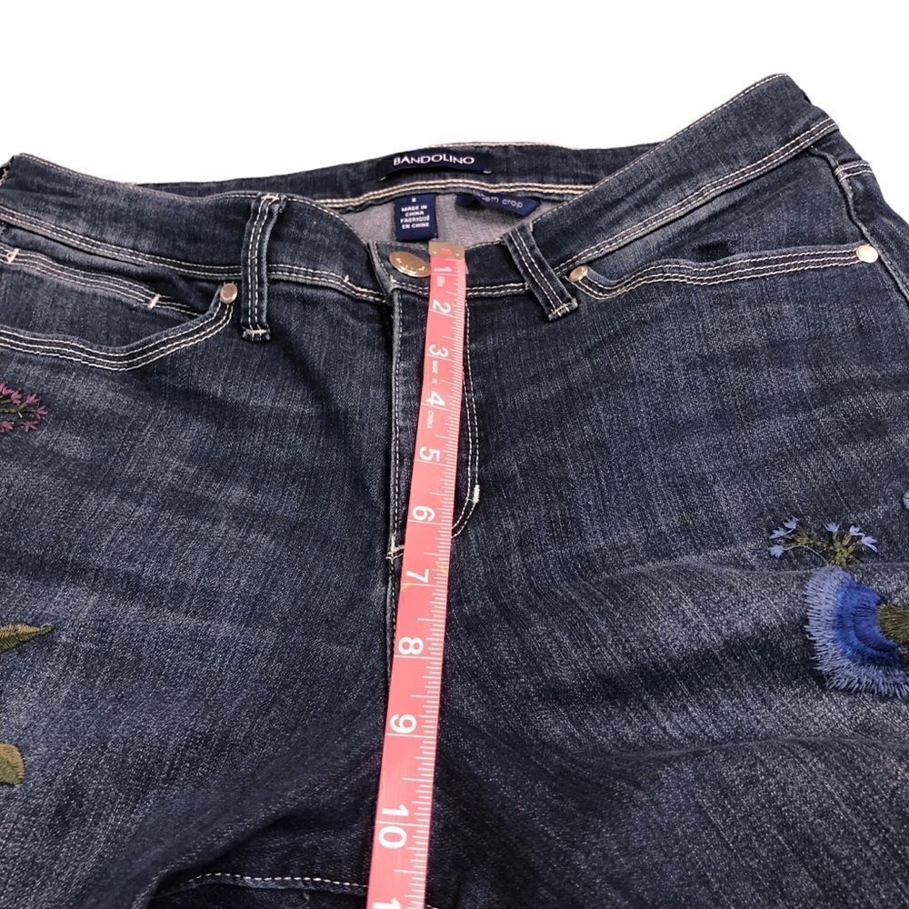 Bandolino Lisbeth Floral Embroidered Crop Frayed Hems Jeans - Picture 8 of 11